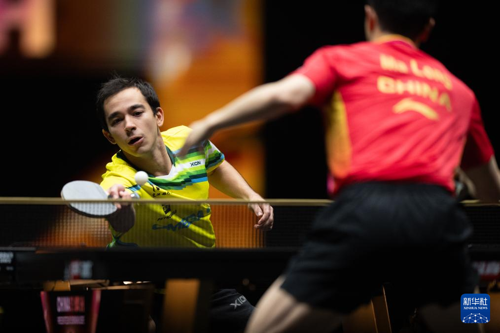 各国纷纷采 各国纷纷采